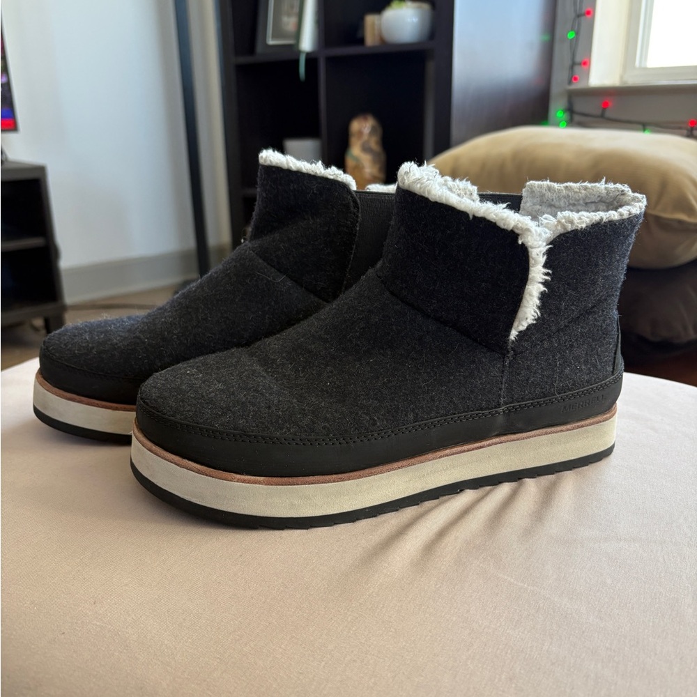 Merrell Black Faux Fur Lined Platform Ankle Boots Women’s 9.5 - Picture 1 of 6